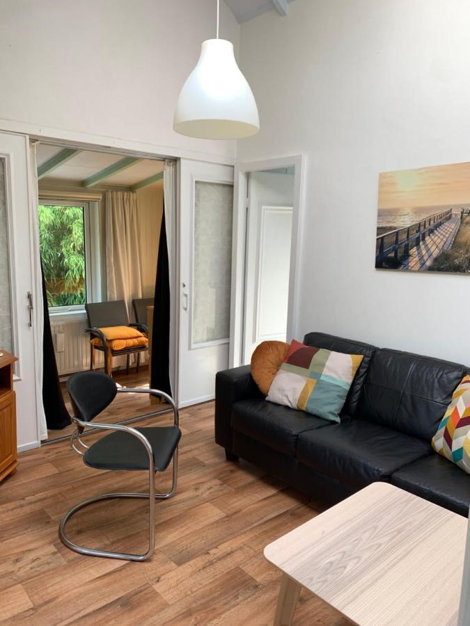Juria Zonlicht Apartment เรอเนสเซอ ภายนอก รูปภาพ